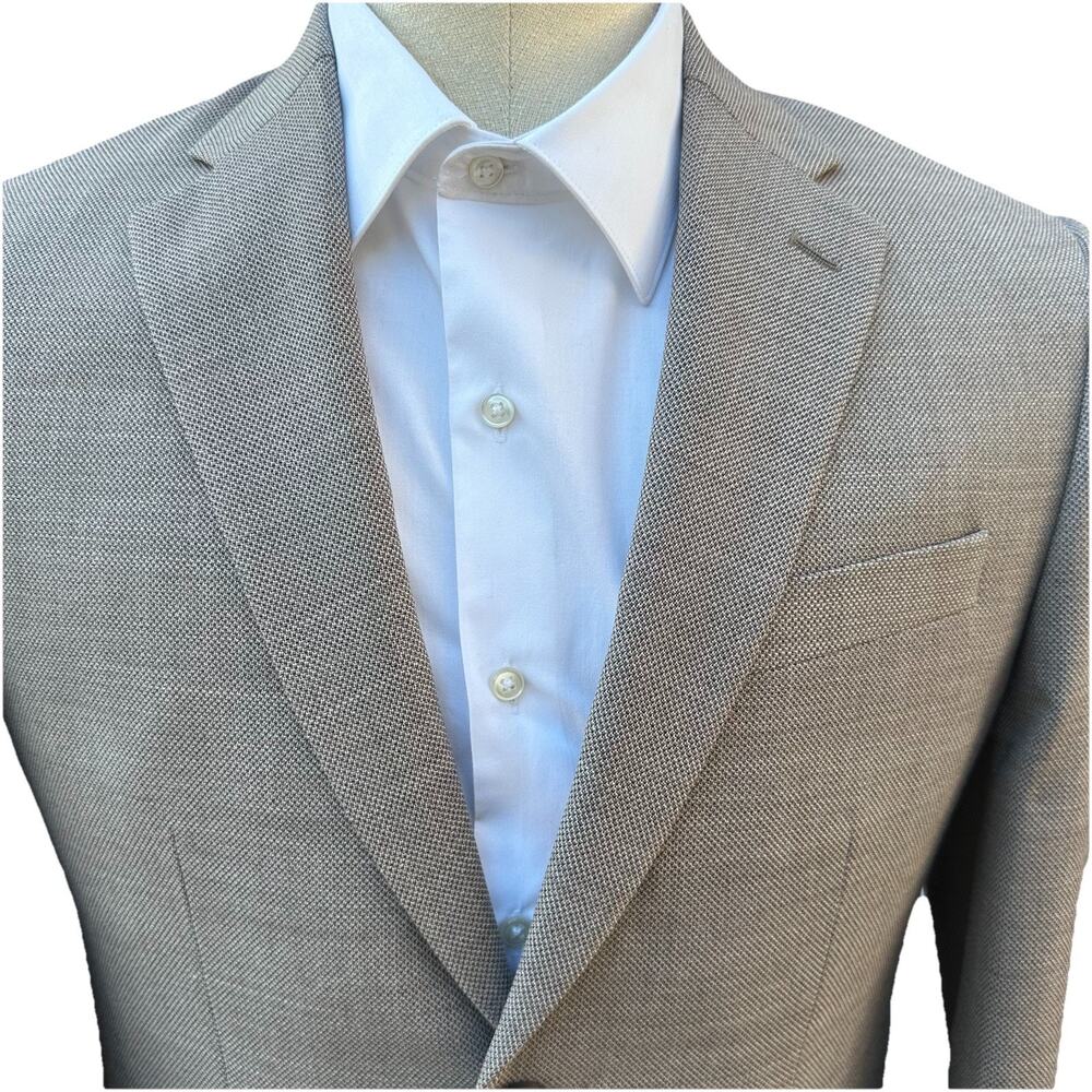 Jos A Bank 38S Travel Tek Sport Coat. Tailored fit - Picture 6 of 14